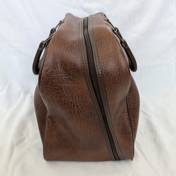 Columbia 300 White Dot 12.6 lbs Silver Swirl Bowling Ball & Talon Leather Case - Picture 11 of 15